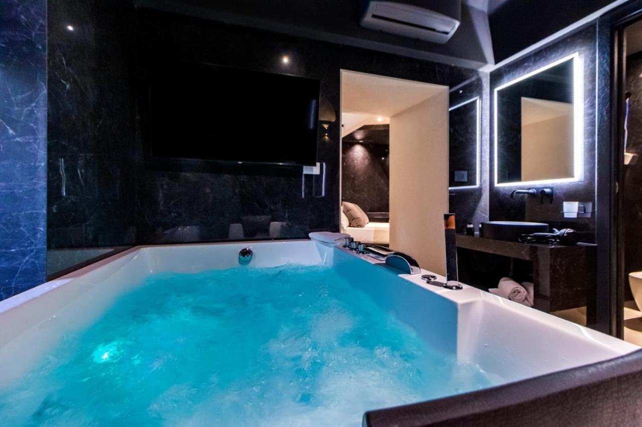 4 Suites " Unconventional Living Rooms " Catania Ngoại thất bức ảnh