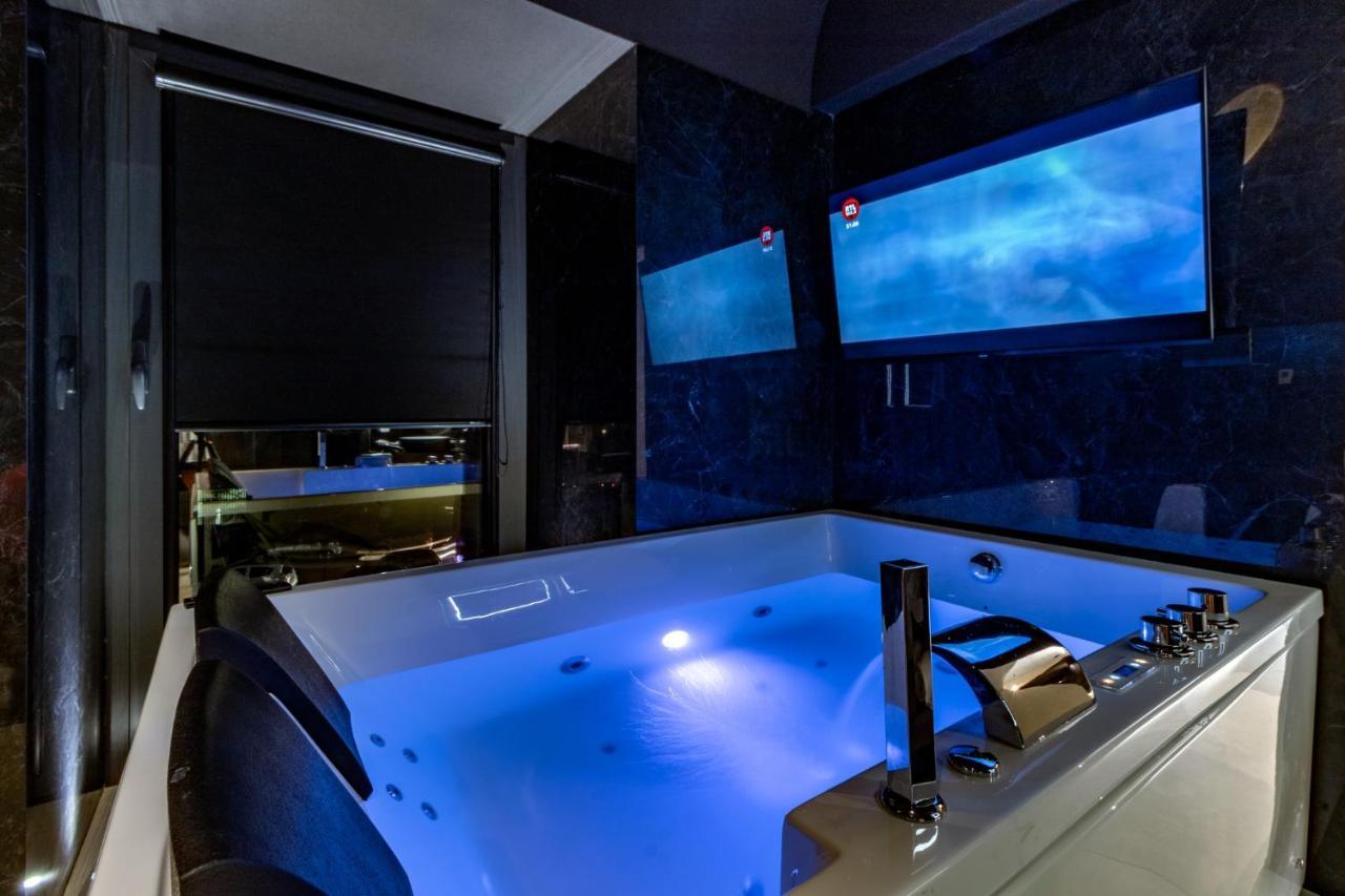 4 Suites " Unconventional Living Rooms " Catania Ngoại thất bức ảnh