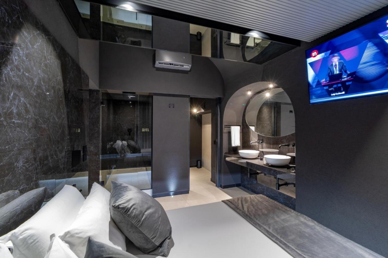 4 Suites " Unconventional Living Rooms " Catania Ngoại thất bức ảnh