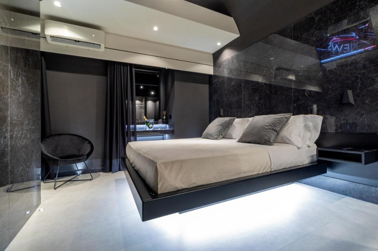 4 Suites " Unconventional Living Rooms " Catania Ngoại thất bức ảnh