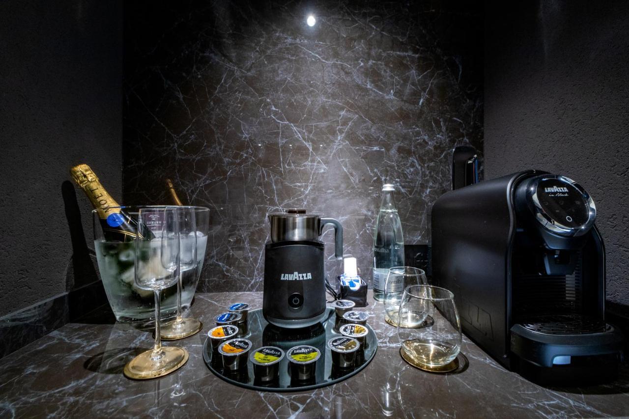 4 Suites " Unconventional Living Rooms " Catania Ngoại thất bức ảnh