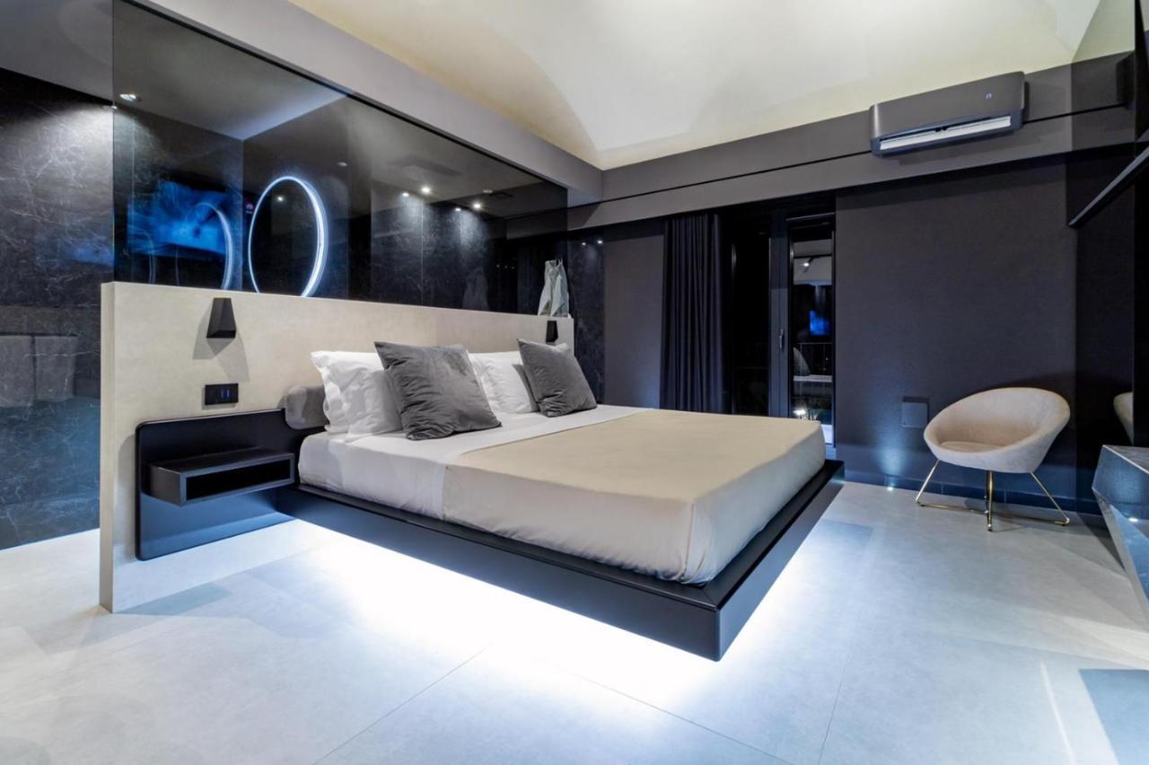 4 Suites " Unconventional Living Rooms " Catania Ngoại thất bức ảnh